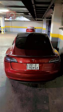 تێسلا مۆدێل 3